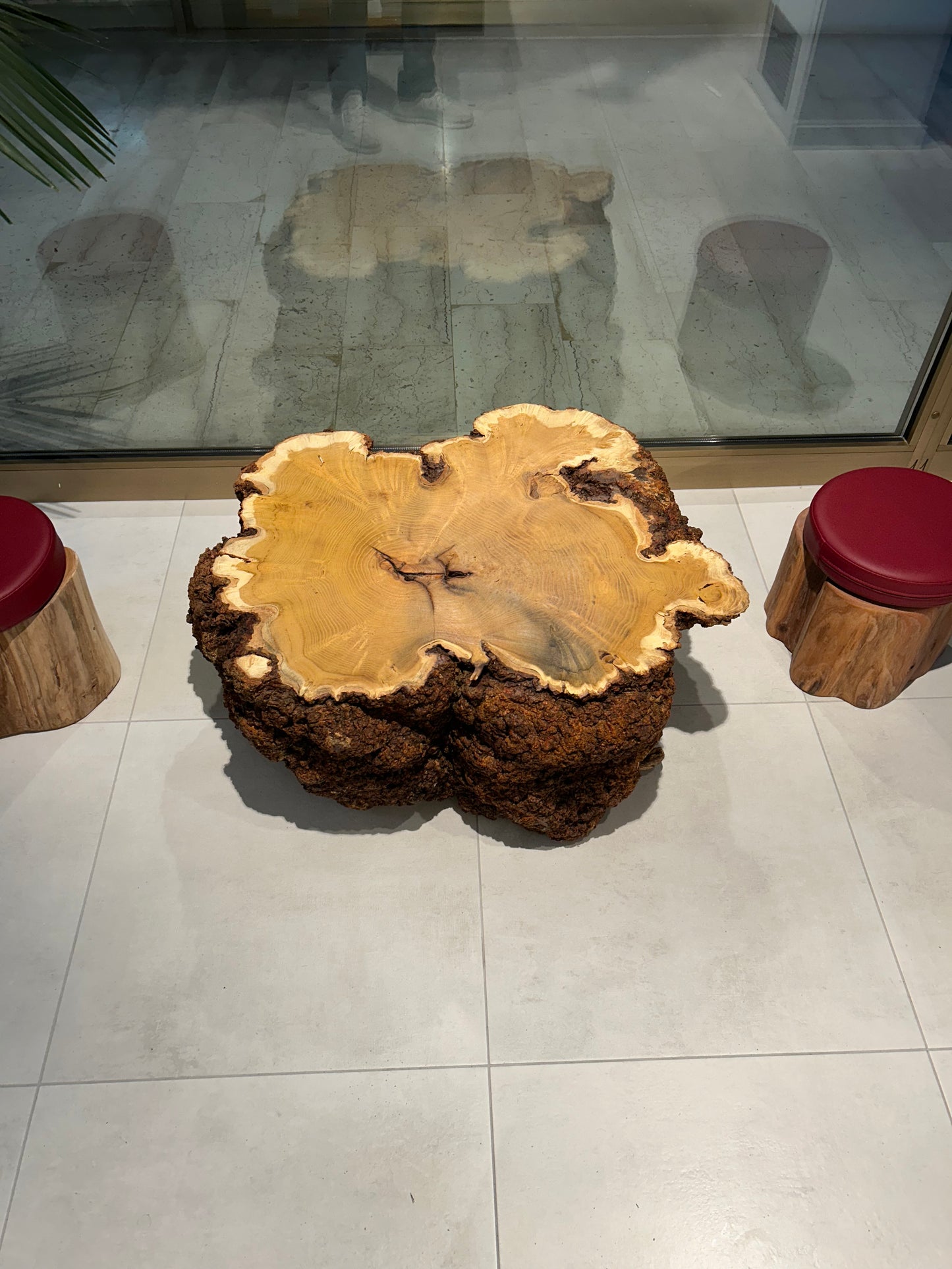 Mulberry table